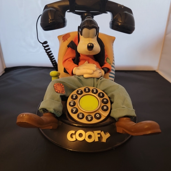 Goofy disney phone
